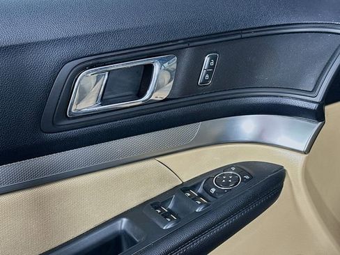 Used 2016 Ford Explorer 4WD image 18