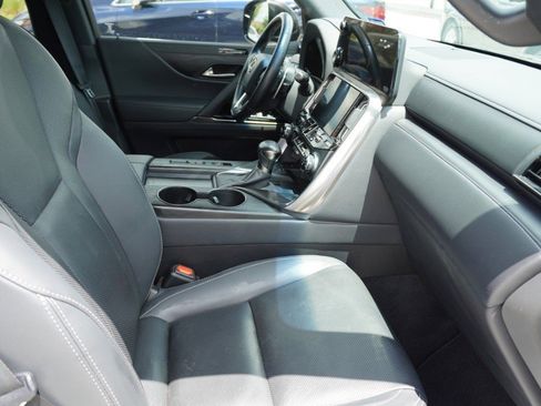 Used 2024 Lexus LX 600 4WD w/ Interior Upgrade Package image 9