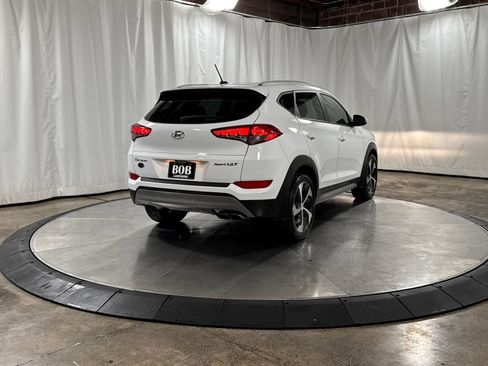 Used 2017 Hyundai Tucson Sport w/ Cargo Package FWD image 8