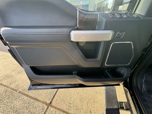 Used 2022 Ford F350 Lariat w/ Tremor Off-Road Package image 15