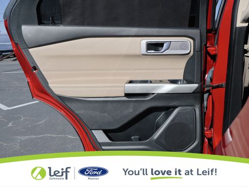 Used 2021 Ford Explorer Limited w/ Equipment Group 301A image 27