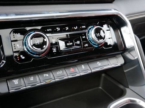 New 2026 GMC Sierra 2500 Denali Ultimate image 20