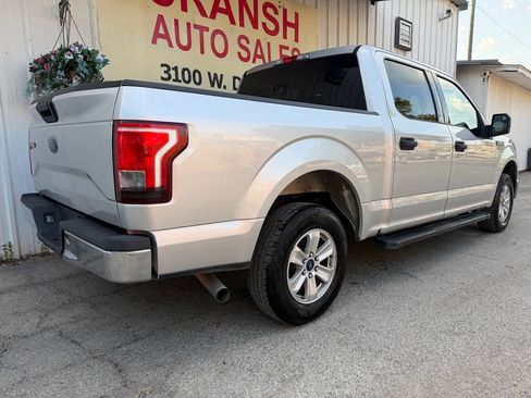Used 2017 Ford F150 XLT RWD image 4
