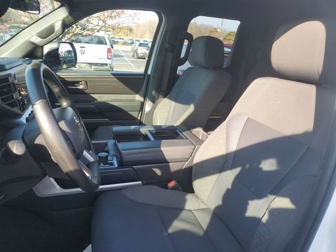 Used 2025 Toyota Tundra SR5 w/ SR5 Convenience Package image 5