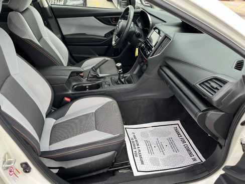 Used 2018 Subaru Crosstrek 2.0i Premium AWD/4WD image 19