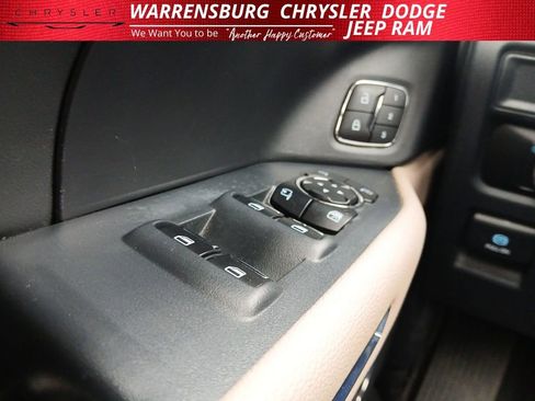 Used 2024 Ford Expedition Max Limited image 32