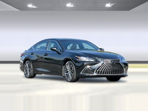 Used 2025 Lexus ES 300h w/ Premium Package FWD image 7