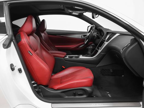 Used 2018 INFINITI Q60 3.0t Sport w/ Sensory Package 3.0T Sport AWD/4WD image 28