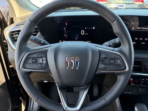 Certified 2025 Buick Encore GX Preferred w/ Comfort Package FWD image 24
