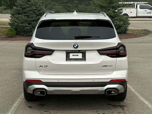 Used 2023 BMW X3 xDrive30i w/ Premium Package AWD/4WD image 4