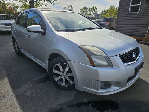 Used 2012 Nissan Sentra 2.0 SR w/ Special Edition Pkg image 3