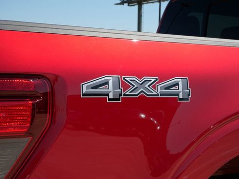 New 2026 Ford F150 XLT w/ Equipment Group 302A MID AWD/4WD image 9