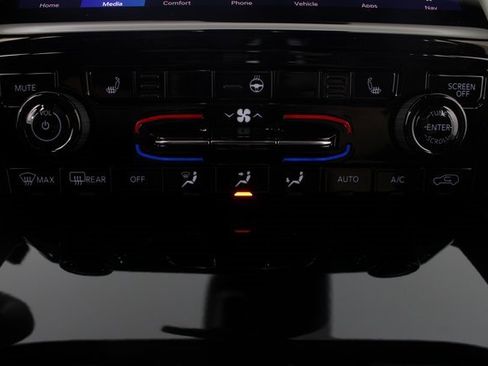 New 2025 Jeep Grand Cherokee L Limited w/ Trailer Tow Package image 6