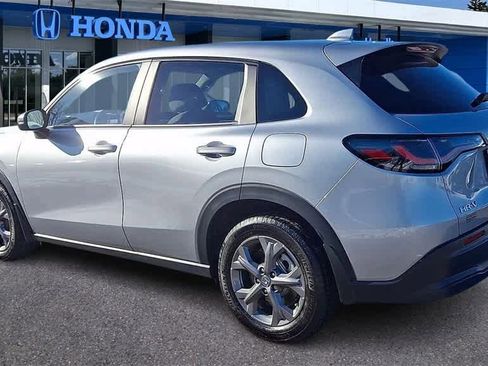 Certified 2026 Honda HR-V LX image 6