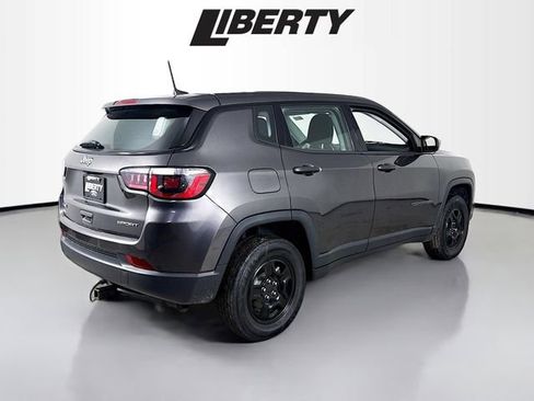 Used 2019 Jeep Compass Sport image 7