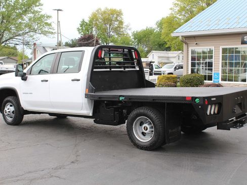 Used 2023 Chevrolet Silverado 3500 W/T w/ WT Fleet Convenience Package AWD/4WD image 3