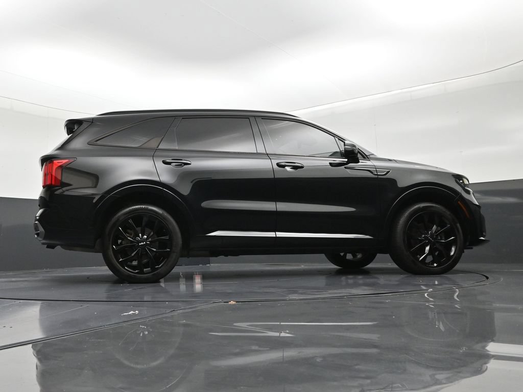 Used 2023 Kia Sorento SX AWD/4WD image 25