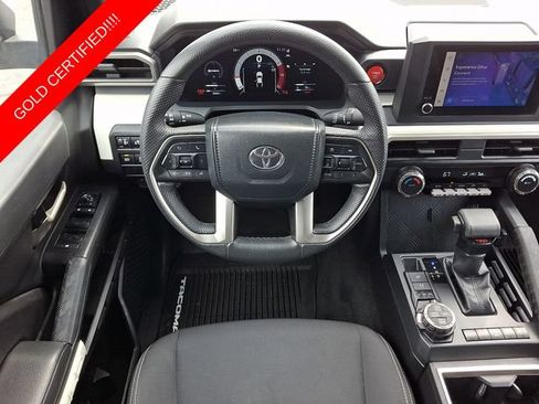 Certified 2024 Toyota Tacoma TRD Off-Road AWD/4WD image 11