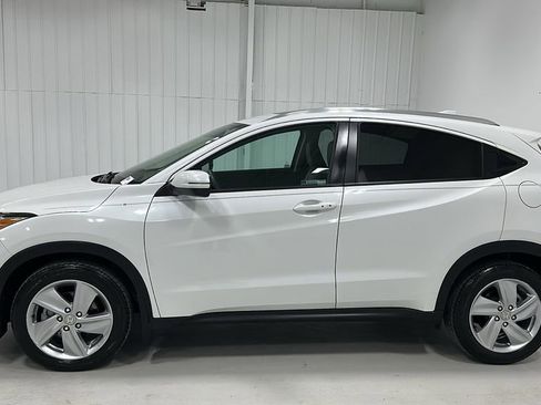 Used 2019 Honda HR-V EX image 3