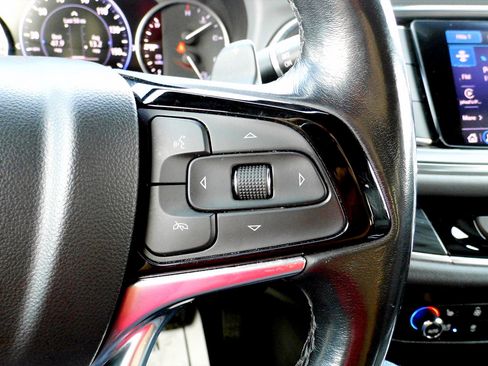 Used 2022 Buick Enclave Premium image 14