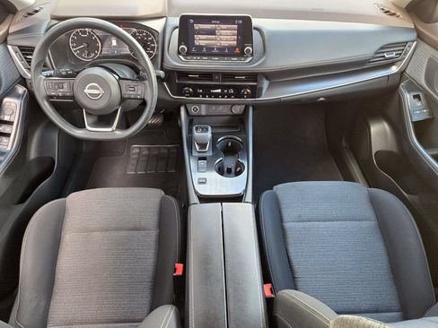 Used 2023 Nissan Rogue SV FWD image 18