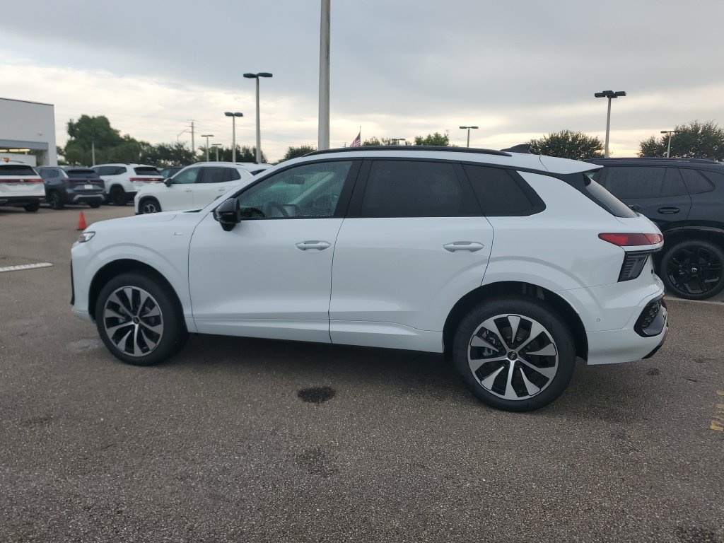 New 2026 Audi Q3 quattro 2.0T AWD/4WD image 8