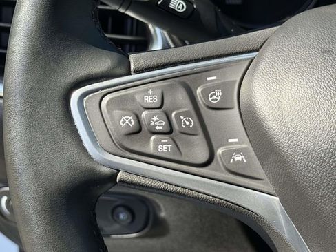 Used 2023 Chevrolet Equinox Premier AWD/4WD image 21
