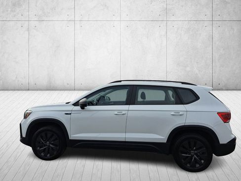 Used 2024 Volkswagen Taos S image 7