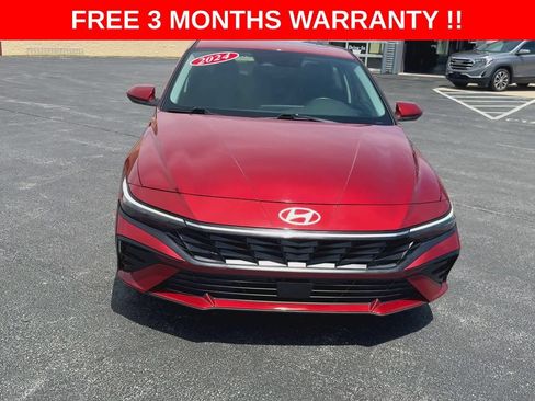 Used 2024 Hyundai Elantra SEL w/ Convenience Package FWD image 4
