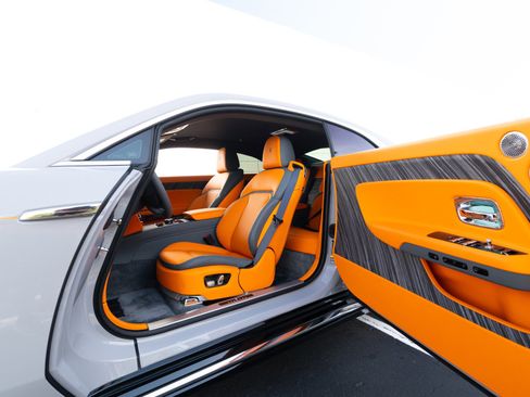 Used 2024 Rolls-Royce Spectre w/ Spectre Launch Package image 73