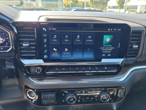 Used 2024 Chevrolet Silverado 1500 LT Trail Boss w/ LT Trail Boss Premium Package AWD/4WD image 27