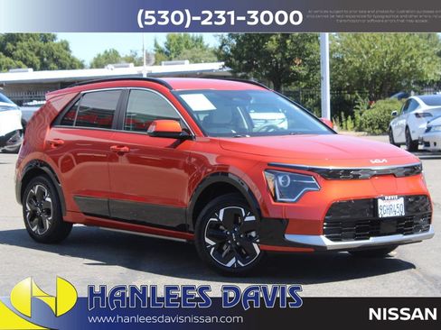Used 2023 Kia Niro Wind FWD image 1