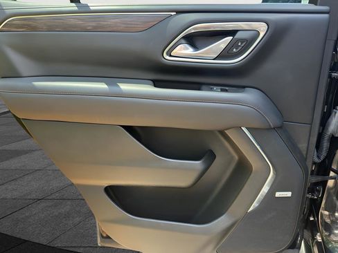 Used 2023 Chevrolet Tahoe LT w/ LT Signature Plus Package RWD image 51