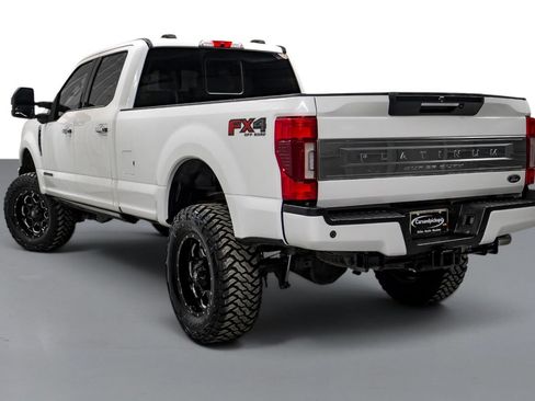 Used 2022 Ford F350 Platinum w/ FX4 Off-Road Package AWD/4WD image 8
