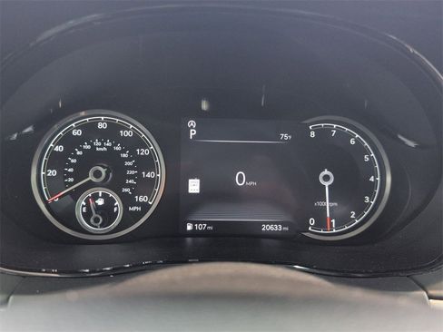 Used 2025 Genesis GV70 2.5T image 26