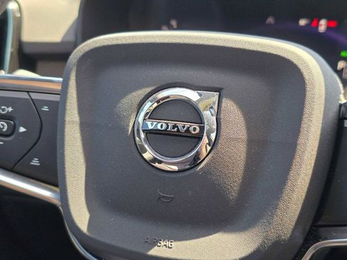 Used 2023 Volvo C40 P8 Recharge Plus AWD/4WD image 30
