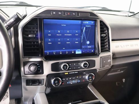 Used 2022 Ford F250 Lariat w/ Lariat Value Package image 5