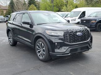 New 2026 Ford Explorer ST-Line AWD/4WD video 3