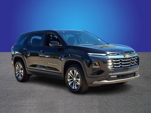 Used 2025 Chevrolet Equinox LT AWD/4WD image 3