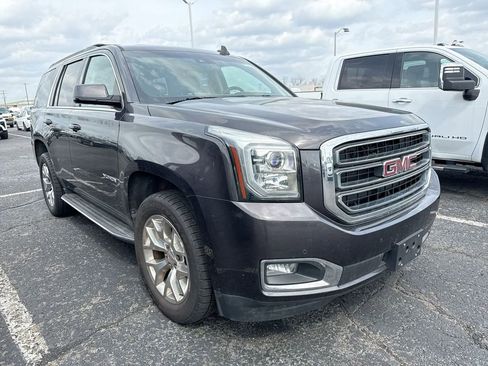 Used 2017 GMC Yukon SLT w/ Open Road Package image 4