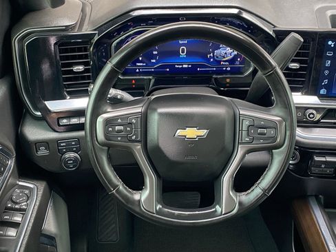Used 2024 Chevrolet Silverado 2500 High Country w/ Technology Package AWD/4WD image 12