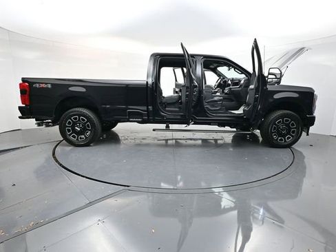New 2026 Ford F250 Platinum image 41