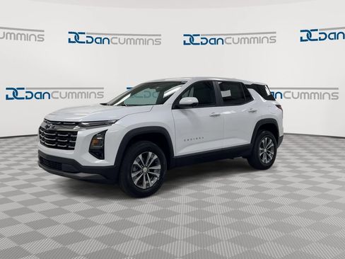 New 2026 Chevrolet Equinox LT w/ Safety and Technology Package FWD image 4