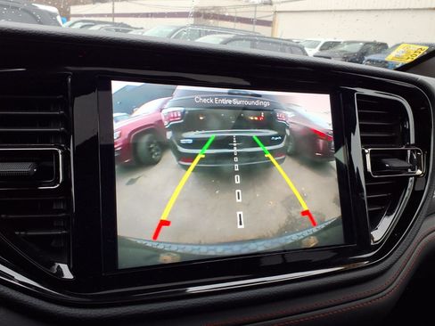 Certified 2024 Dodge Durango GT image 11