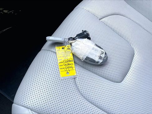 Certified 2024 Hyundai Elantra Limited FWD image 15