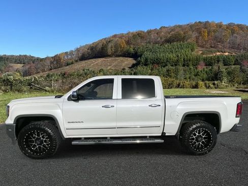 Used 2018 GMC Sierra 1500 SLT w/ SLT Premium Package image 4