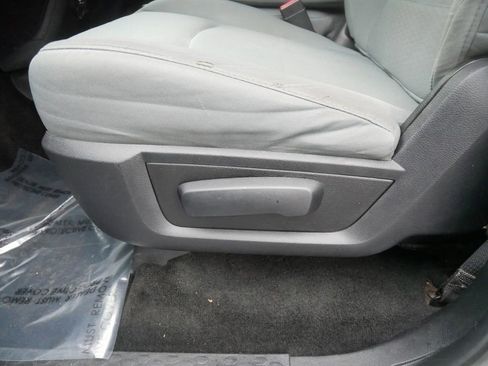 Used 2014 RAM 3500 Tradesman w/ Chrome Appearance Group image 8