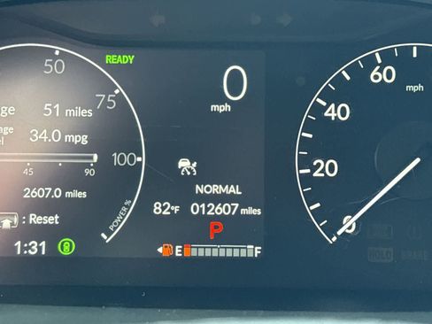 Certified 2025 Honda CR-V Sport image 17