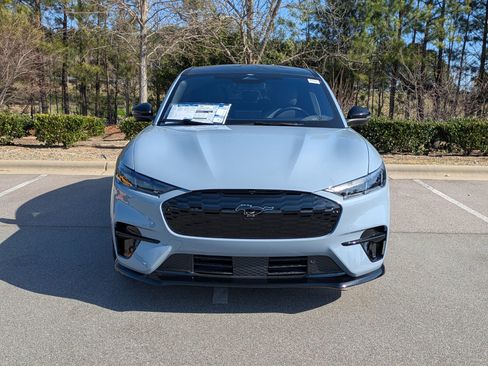 New 2026 Ford Mustang Mach-E GT image 9