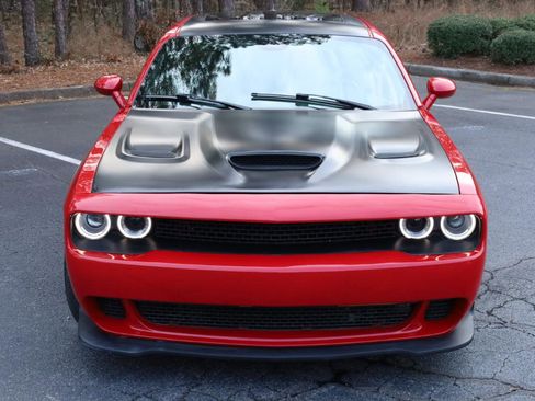 Used 2016 Dodge Challenger SRT w/ Technology Group image 8